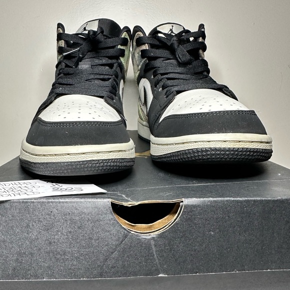 PRE-OWNED 2020 JORDAN 1 MID SE CAMO MENS SZ 10 OG ALL EXTRA CAMO LACES CLEAN - Picture 7 of 16